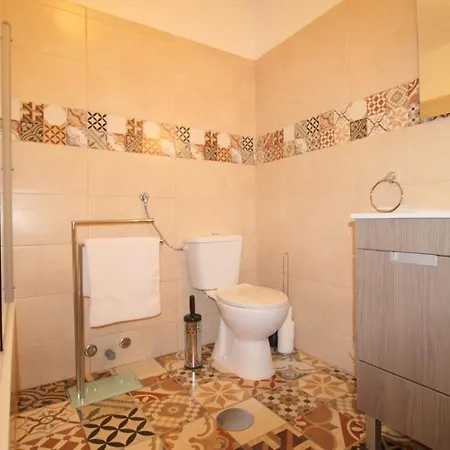 Spacious T1 Camila With Pool On Julio Dinis , Montechoro 阿尔布费拉